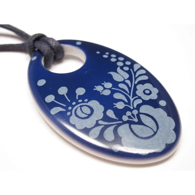 ZEMA Kézzel készített finomporcelán medál zsinórral