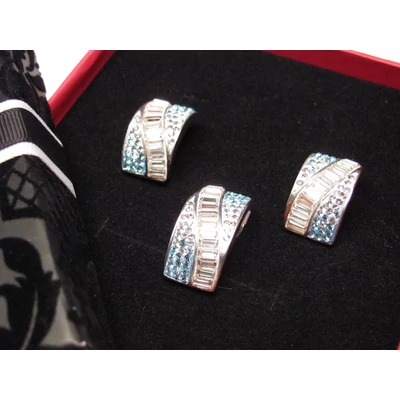 Swarovski kristály medál és fülbevaló szett