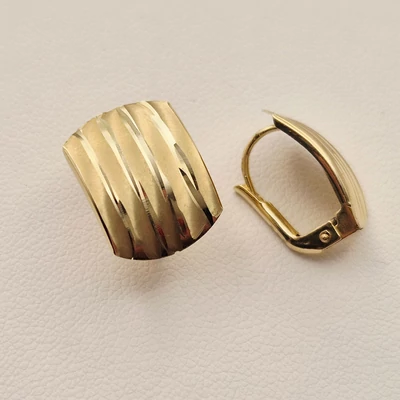 Sárga arany vésett fülbevaló